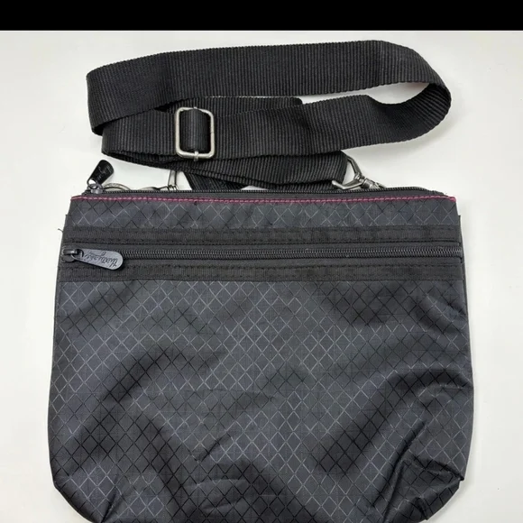 Thirty-One Black and Pink Crossbody Bag - Picture 6 of 15